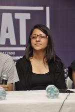at the launch of Mahesh Dattan_s black comedy Big Fat City in Crossword, Mumbai on 14th June 2013 (39).JPG